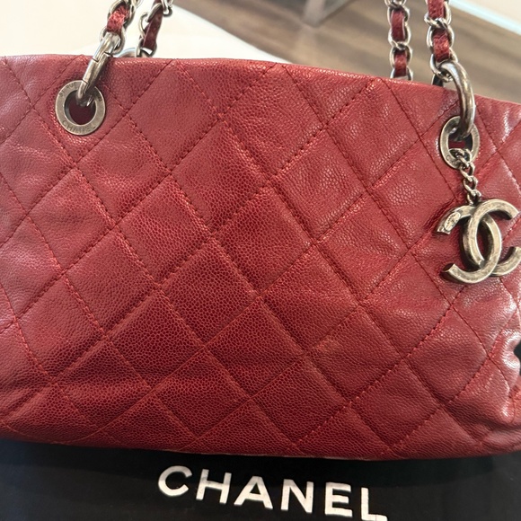 100% Authentic Chanel Bag - Picture 1 of 7